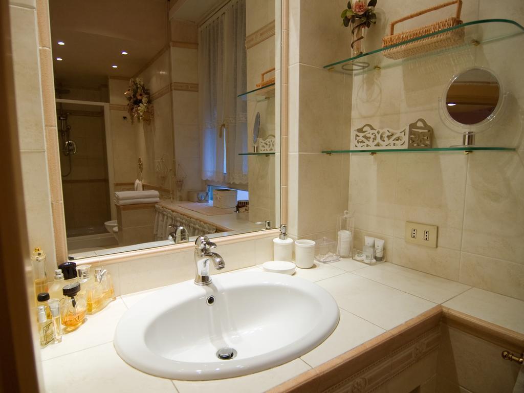 B&B Les Suites Рим Номер фото