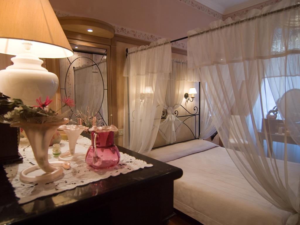 B&B Les Suites Рим Номер фото